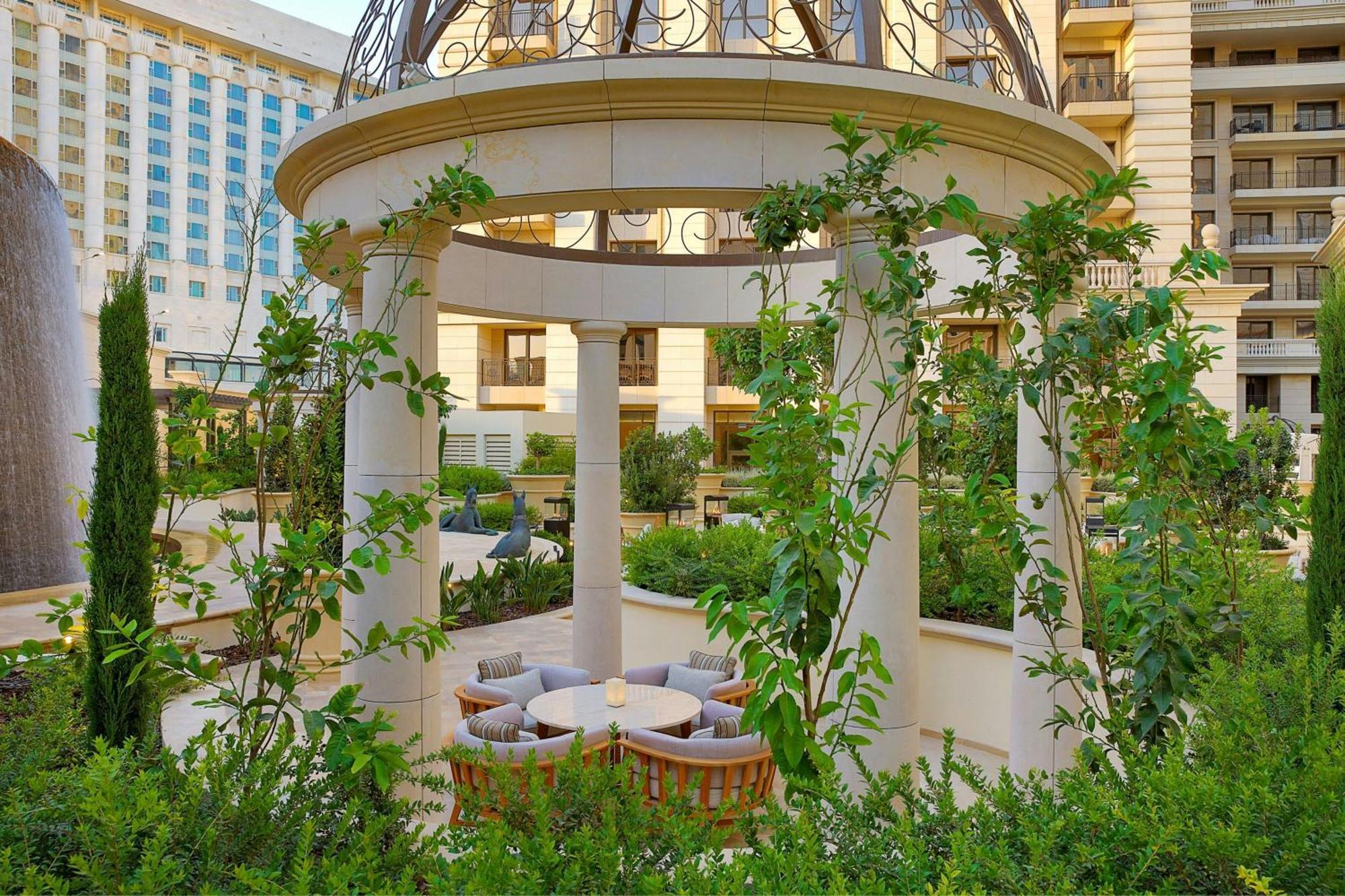 The Ritz-Carlton, Amman Hotel Ngoại thất bức ảnh The garden at the Wynn