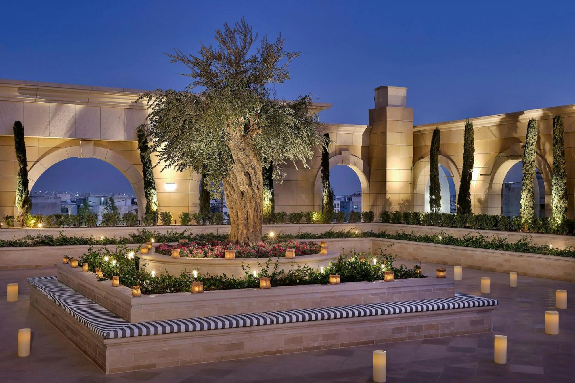 The Ritz-Carlton, Amman Hotel Ngoại thất bức ảnh The Westin La Paloma