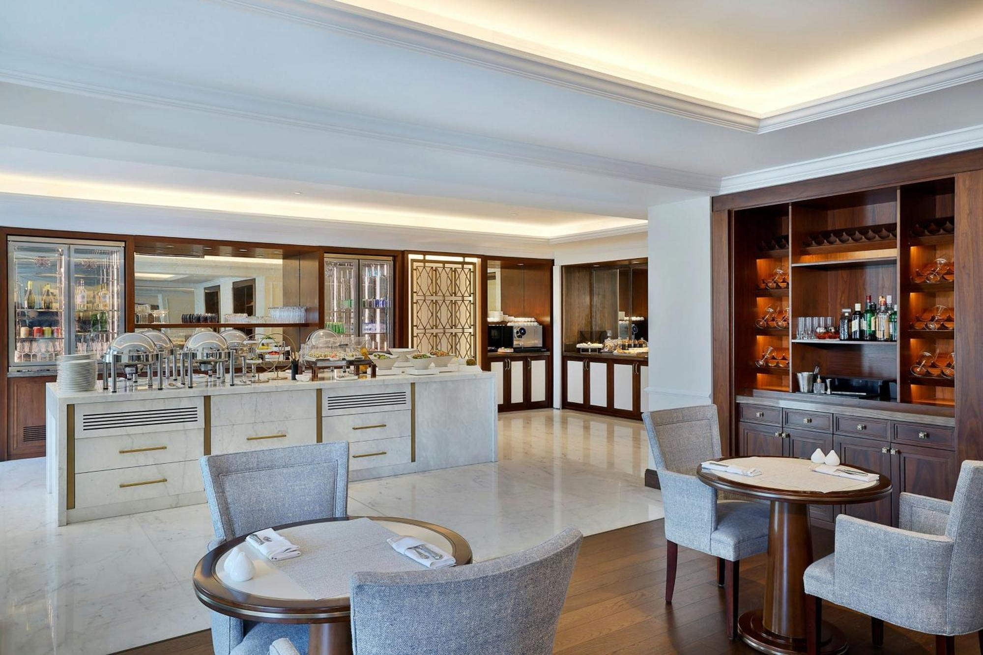 The Ritz-Carlton, Amman Hotel Ngoại thất bức ảnh The Club Lounge at the InterContinental London The O2