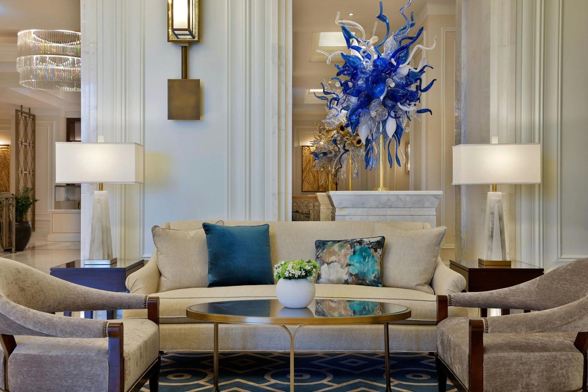 The Ritz-Carlton, Amman Hotel Ngoại thất bức ảnh The lobby of the Four Seasons Hotel